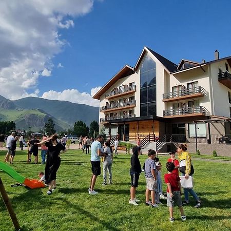 Suatis Resort Kazbegi 外观 照片